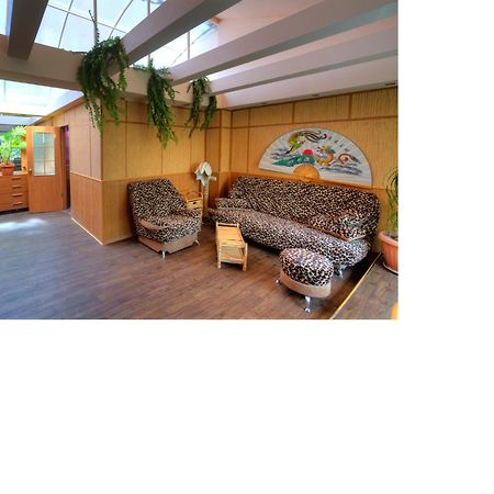 Villa Da Winci オデッサ エクステリア 写真